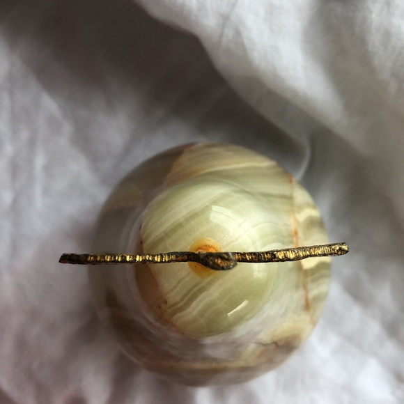 Onyx Pear Decorative Fruit. Gold/Brass Stem. Solid Onyx Marble. - Picture 11 of 11